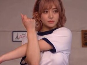 Yunjin 허윤진 preview